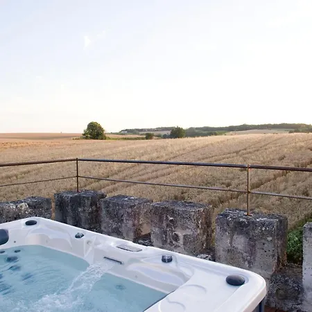 Chateau La Colombie * Saint-Caprais-de-Lerm