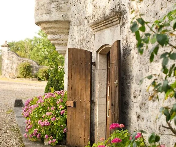 فيلة Chateau La Colombie